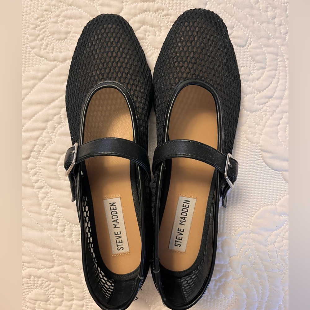 Mesh Steve Madden Mary Janes size 7